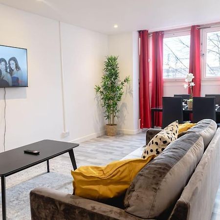 2 Bed With Free Parking Apartment London Exterior photo